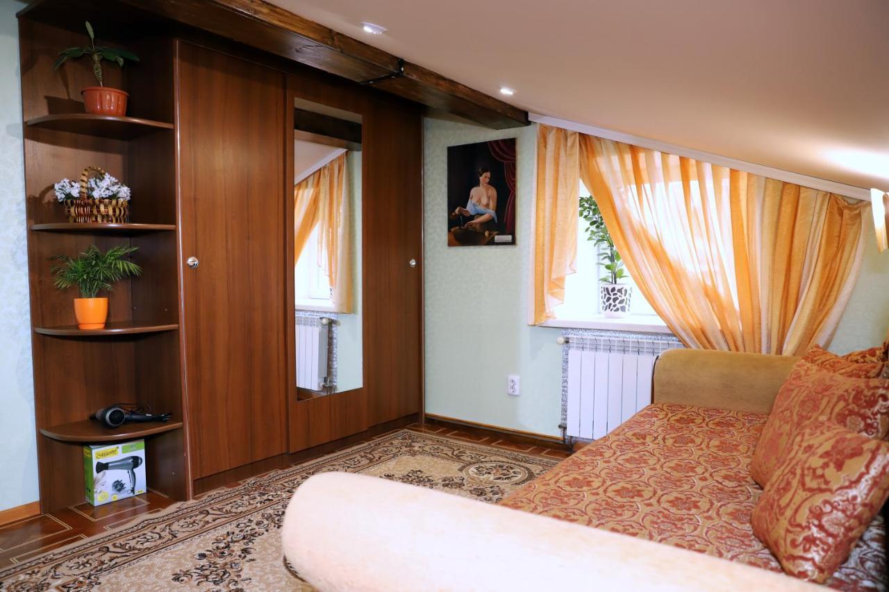 Apartment In Old Town On Zarvanska St Camenița Exterior foto